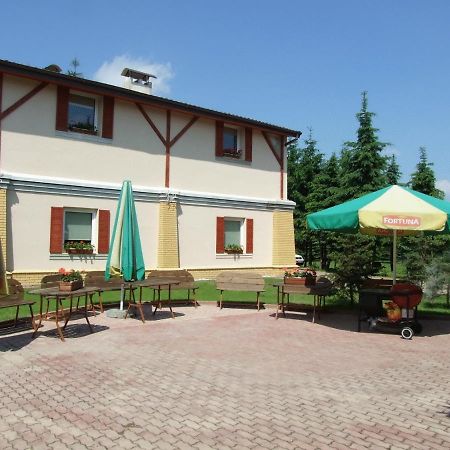 Motel Silver Konstantynów Łódzki Exteriör bild
